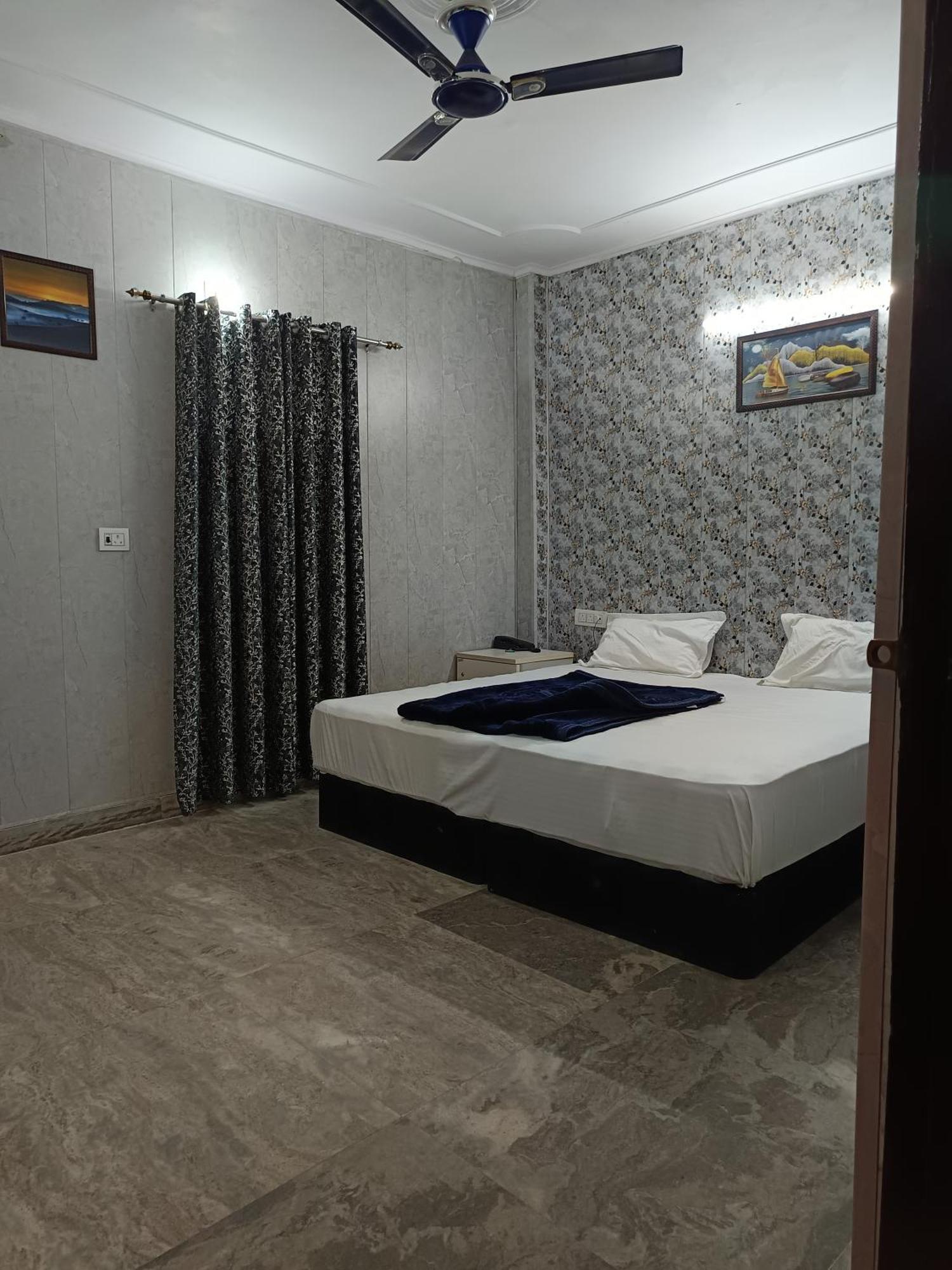 Haveli Heritage --1 Min Walk In Nizamuddin Railway Station Hotel New Delhi