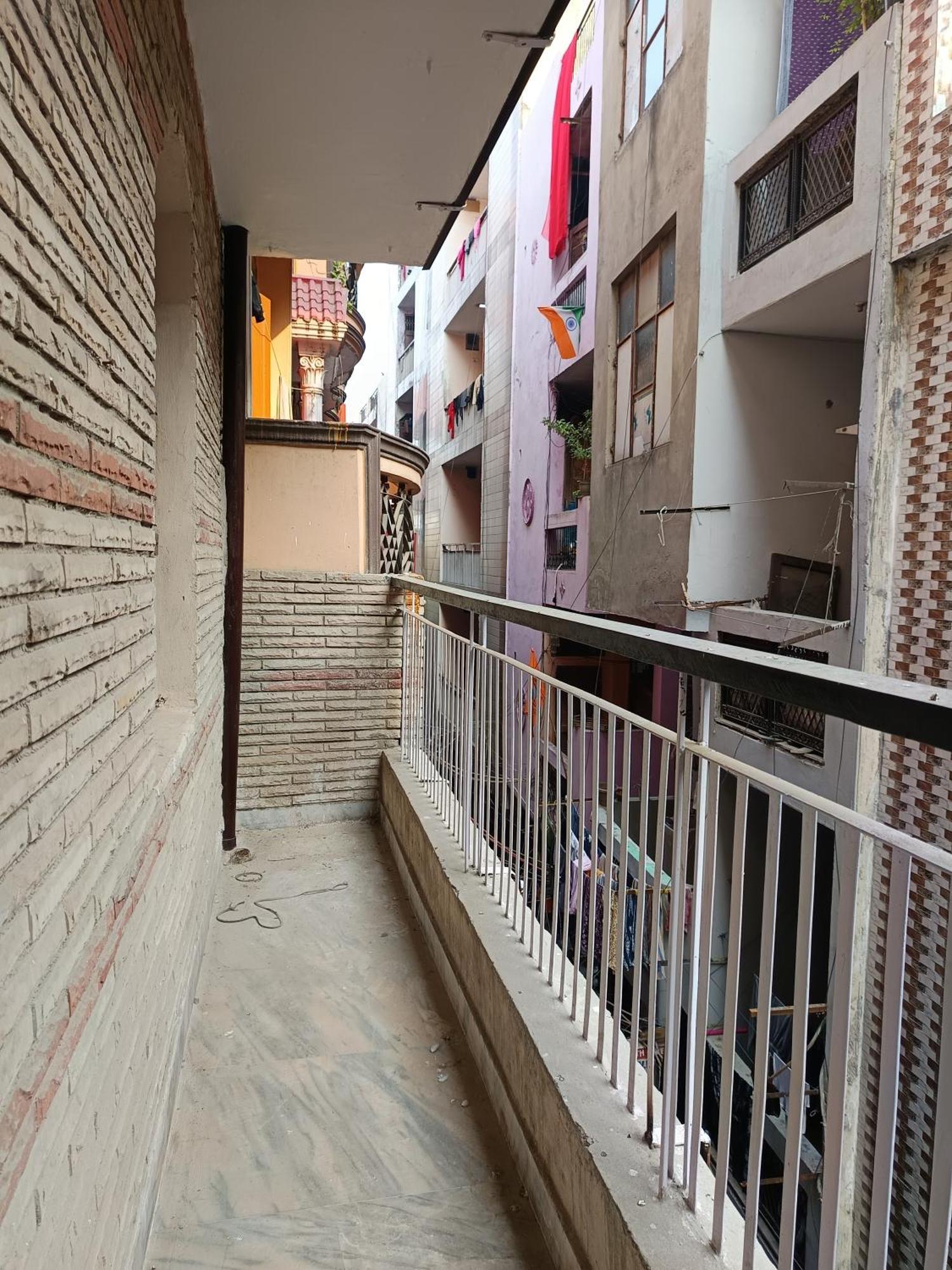 Haveli Heritage --1 Min Walk In Nizamuddin Railway Station