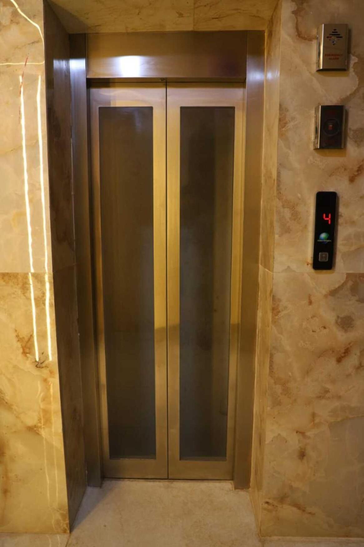 Family Hotel -1 Min Walk In Nizamuddin Railway Station 2* New Delhi